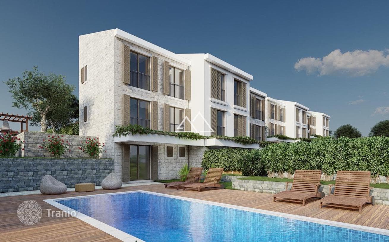 3-Bedroom Townhouse with Private Pool and Sea View in Budva Riviera