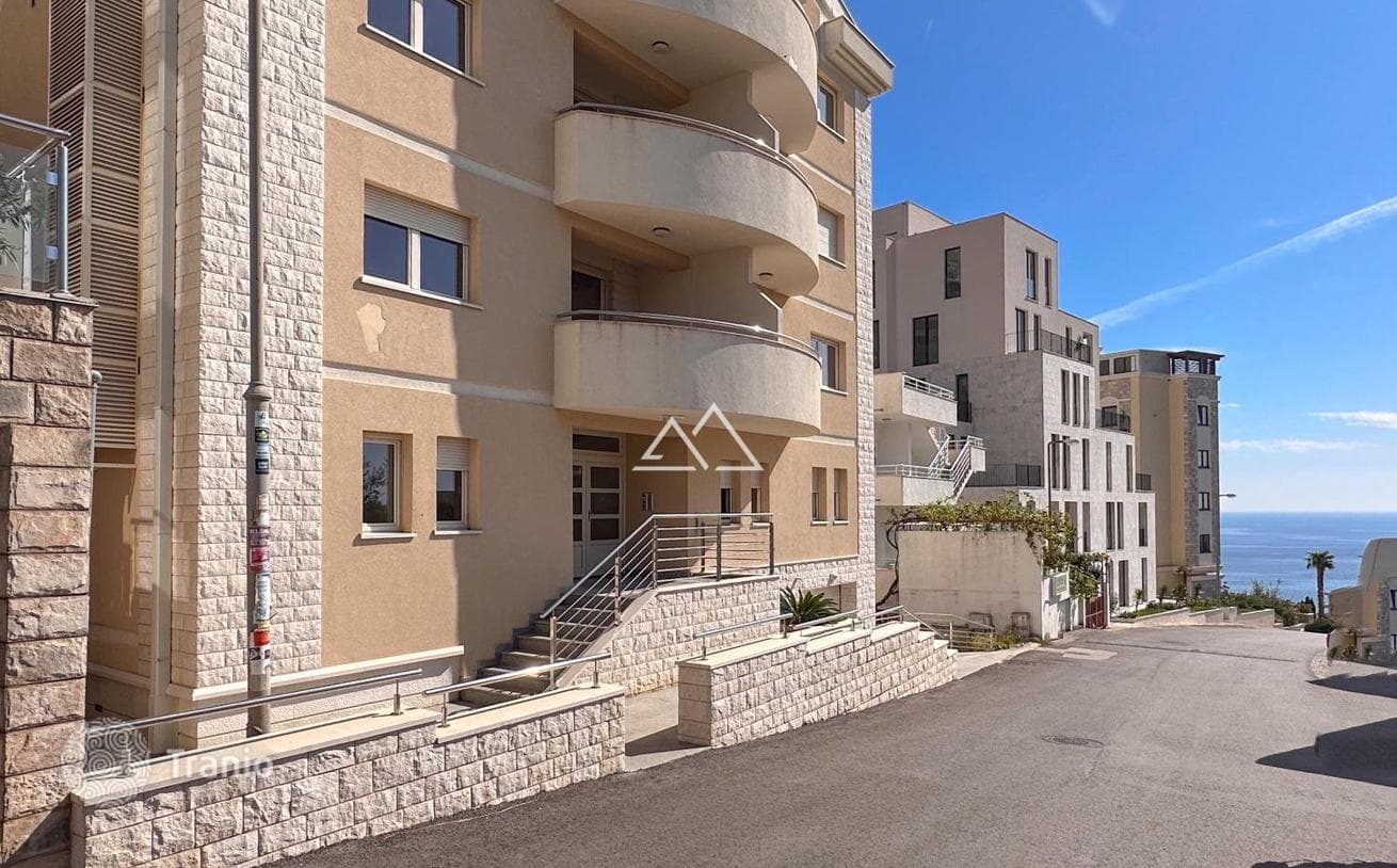 2-Bedroom Apartment with Sea View in Becici