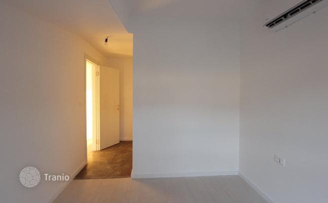 2-Bedroom Apartment with Terrace 100 m from the Sea in Lapad, Budva, photo 5