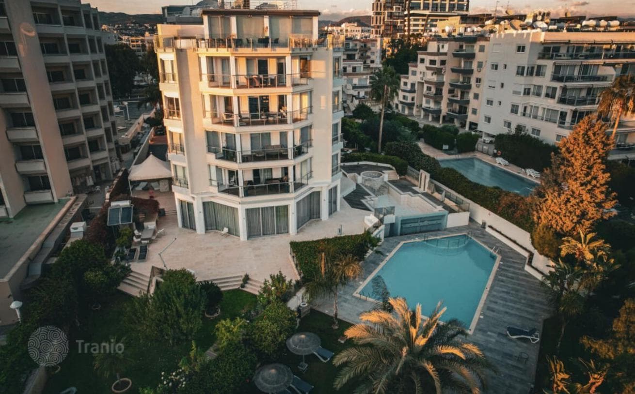 1-Bedroom Apartment in Germasoyia, Limassol, photo 3