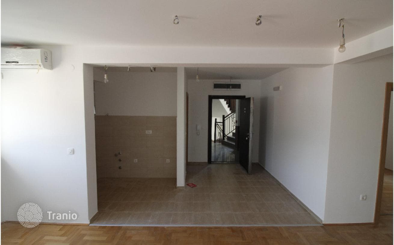 2-Bedroom Apartment with Terrace and Sea View in Budva, photo 5