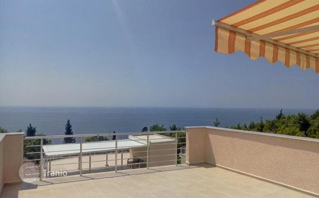 3-Bedroom House with Sea View in Sušanj, Bar