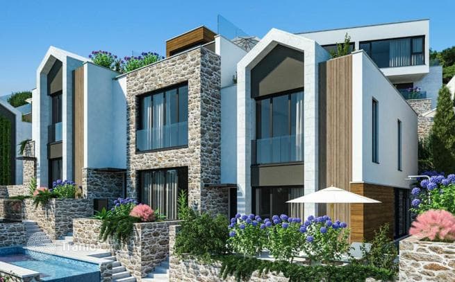 House 360 m² in Tivat, Montenegro, photo 4