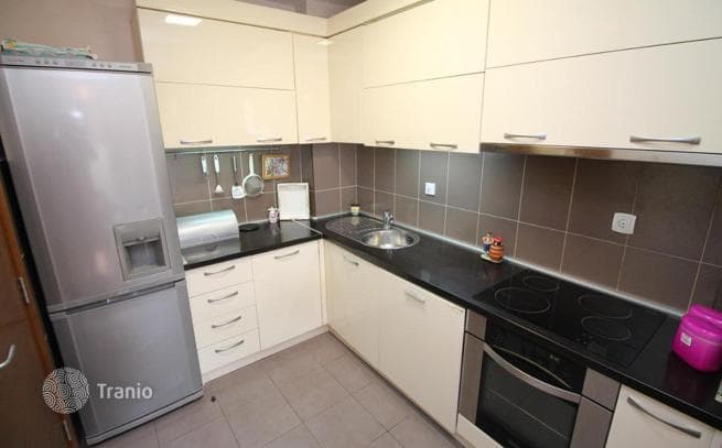 2-Bedroom Apartment with Terrace and Sea View in Budva, photo 3