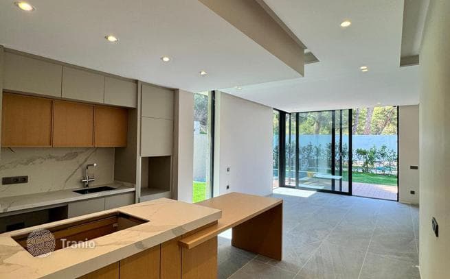 Modern 2–3-Bedroom Apartments with Private Pool in Geyek, photo 4