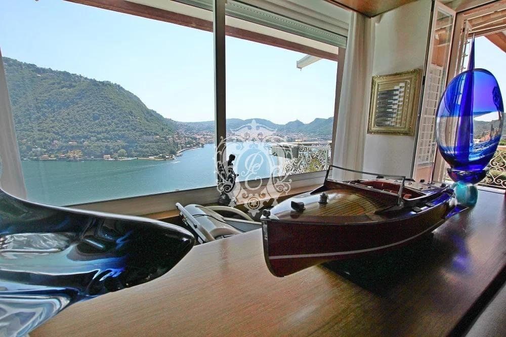 Квартира в Комо, Италия, 385 м², фото 2