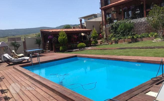 4-Bedroom House in Old Tbilisi, Tbilisi, photo 5