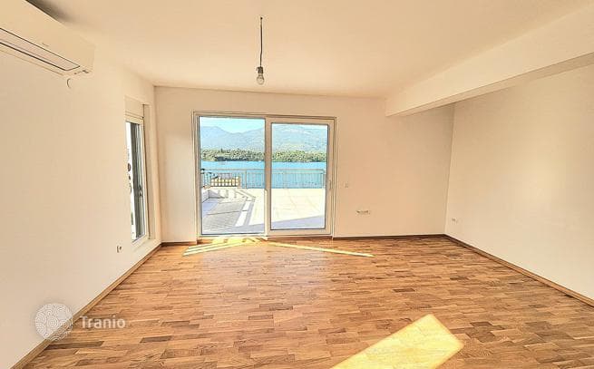 1-Bedroom Penthouse with Sea View in Djurasevici, Budva, photo 3