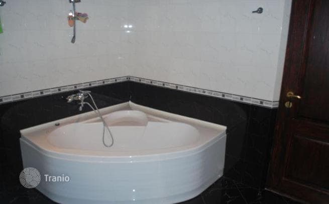 3-Bedroom Apartment in Saburtalo, Tbilisi, photo 5