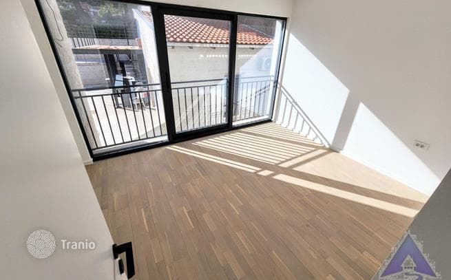 2-Bedroom Apartment with Sea View in Budva, photo 5