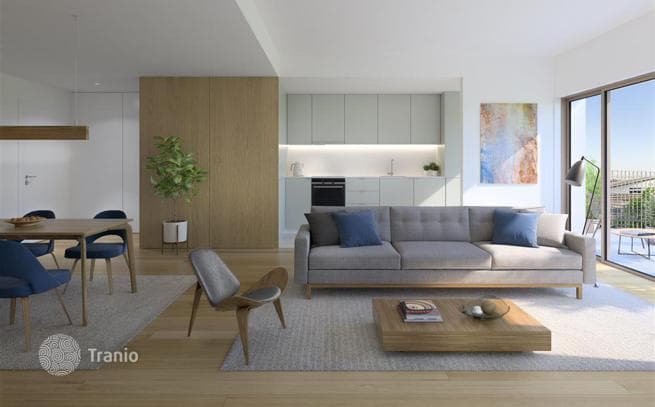 Spacious Apartment with Shared Pool in Porto, Portugal