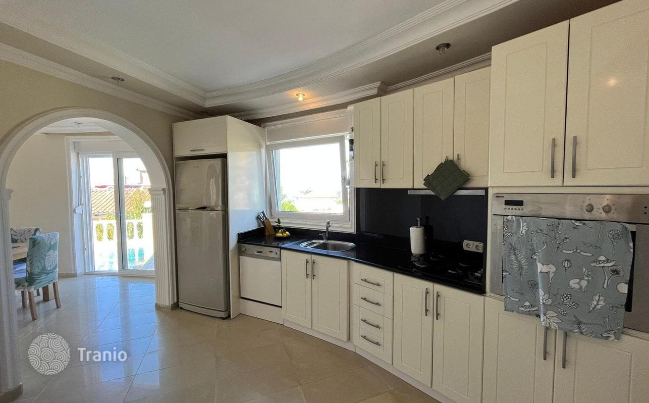 3-Bedroom (3+1) Villa with Private Pool and Sea View in Kargicak, Alanya, photo 4
