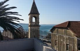 Stone House with Terrace, Garden and Commercial Space in Kastela, photo 4