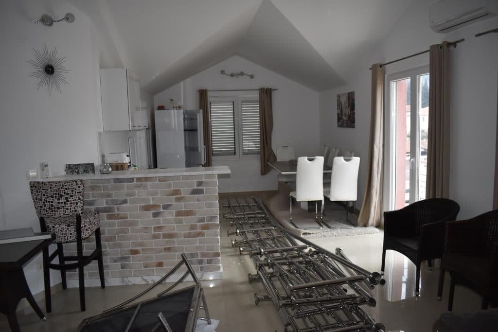 Квартира в Ластве, Черногория, 117 м², фото 5