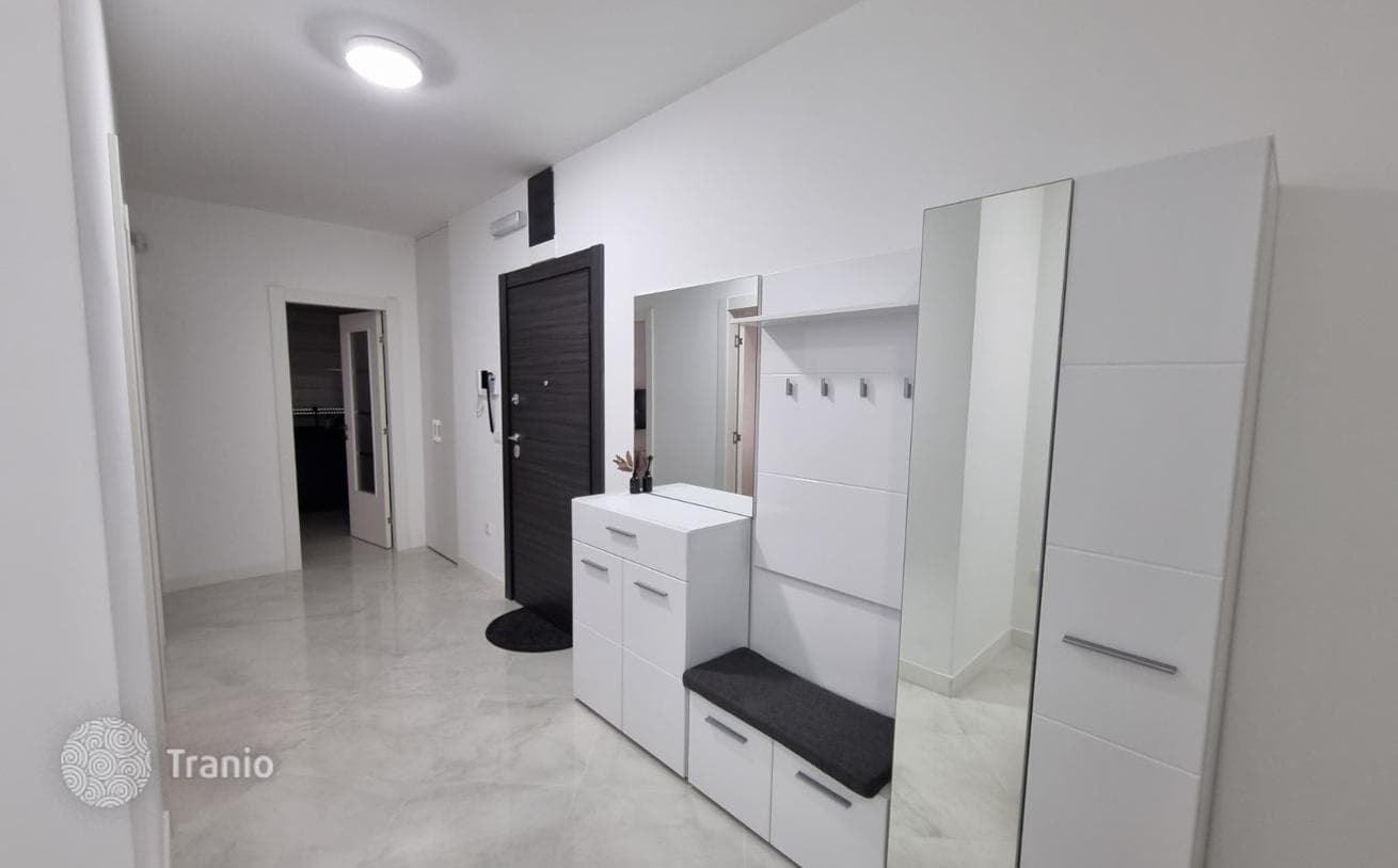 3-Bedroom Furnished Apartment with Terrace in Budva, photo 2