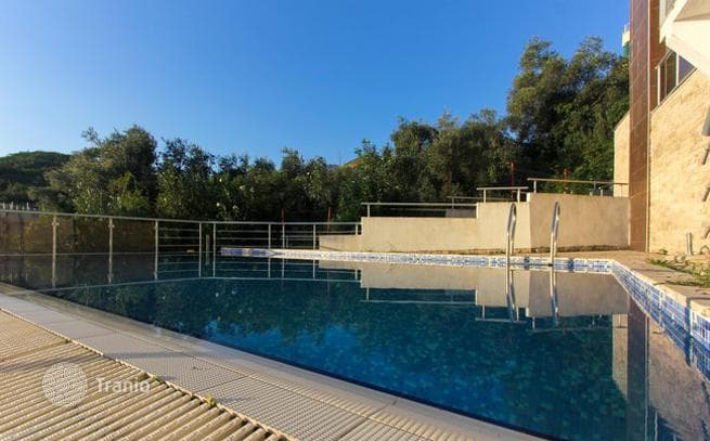 1-Bedroom Apartment with Sea View in Przno, Budva