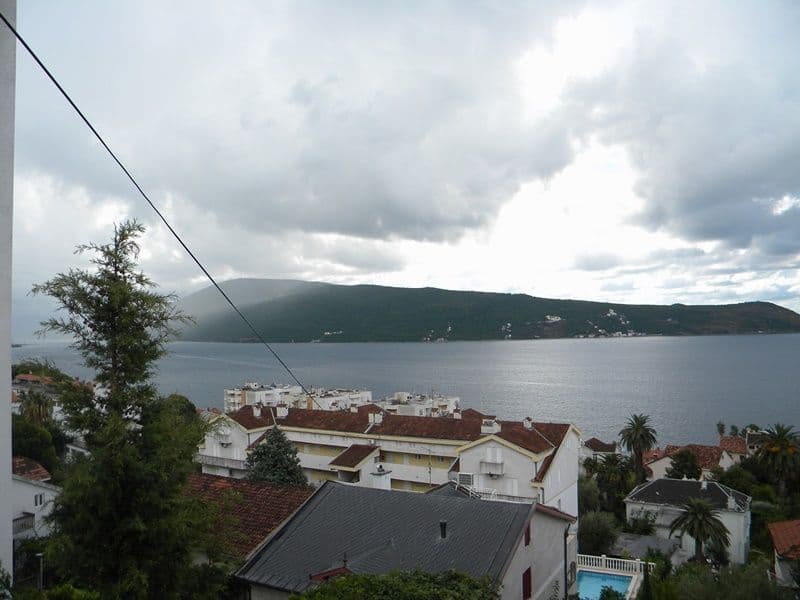 Квартира в Херцег-Нови, Черногория, 64 м², фото 4
