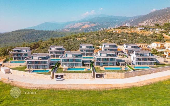 4-Bedroom Villa with Sea View and Private Pool in Kalkan, Antalya, photo 4