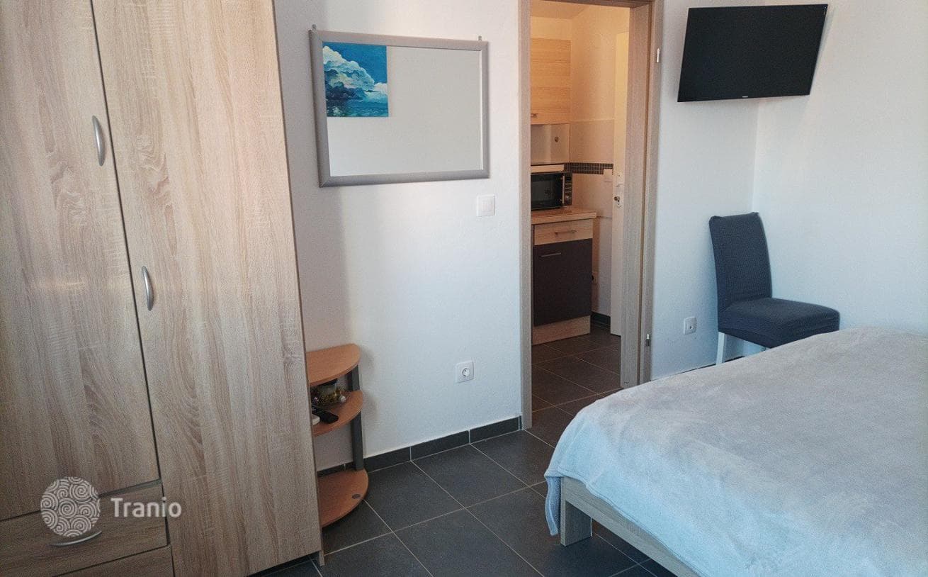 Studio Apartment with Shared Garden and BBQ Area in Štinjan, Pula, photo 3