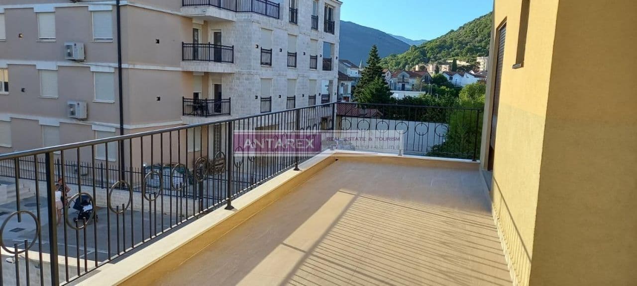 Апартаменты в Ластве, Черногория, 97 м², фото 5