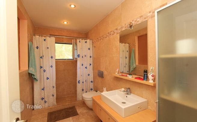 4-Bedroom Villa with Sea View and Private Garden in Bodrum, photo 3