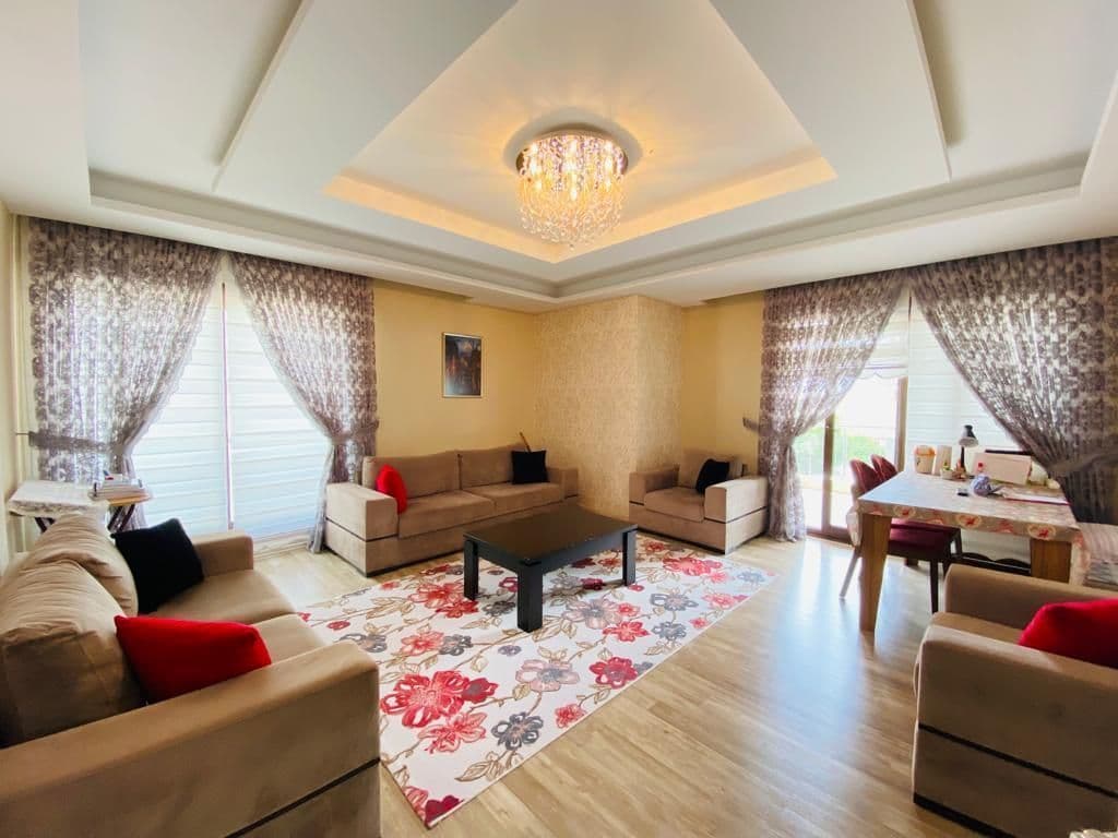 Квартира в Мерсине, Турция, 175 м²