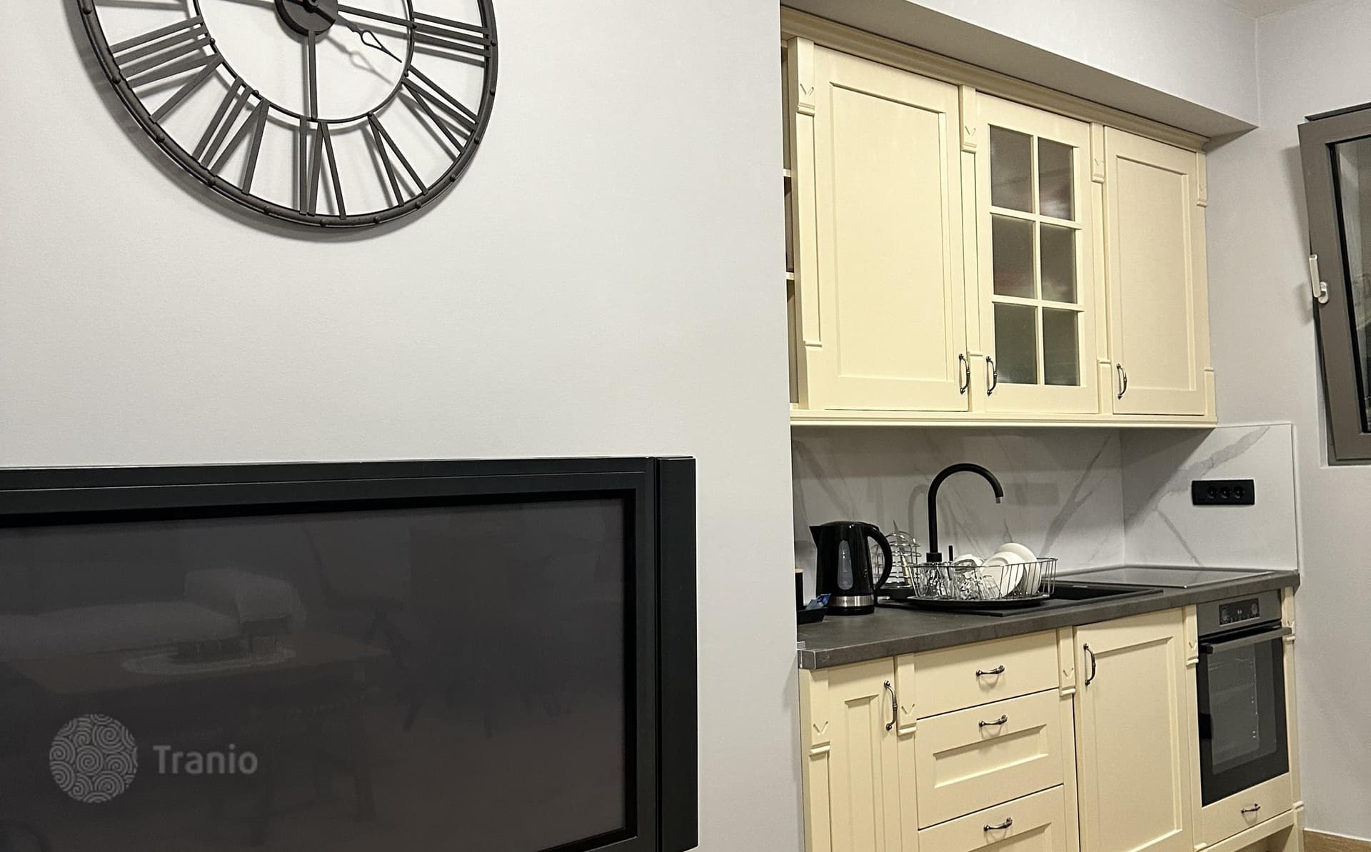 1-Bedroom Apartment with Terrace in Dobrota, Kotor, photo 3