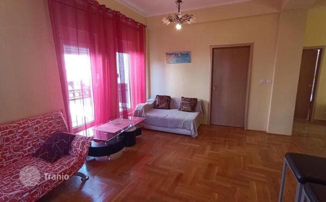 2-Bedroom Apartment with Pool Access in Budva