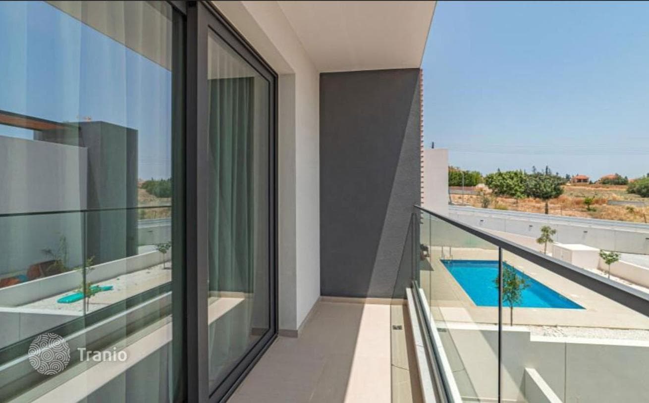 2-Bedroom Villa in Pyrgos, Cyprus, photo 2