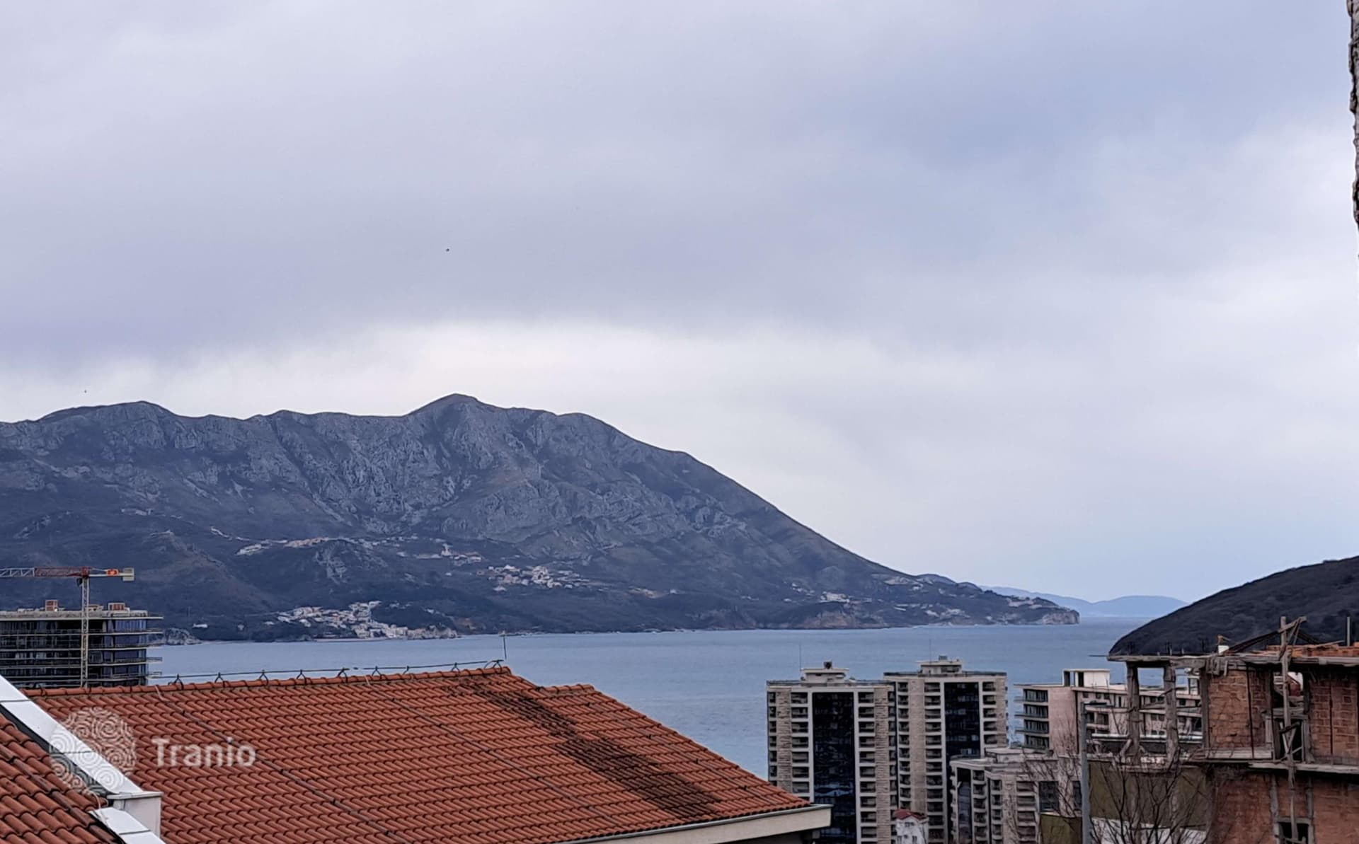 2-Bedroom Apartment with Sea View in Budva, photo 5