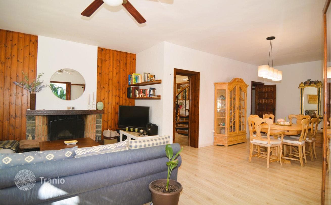 4-комнатная вилла 250 м² в Деэса де Кампоамор, Испания, фото 3