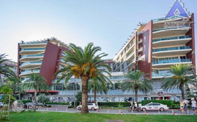 1-Bedroom Apartment with Sea View in Budva, photo 4