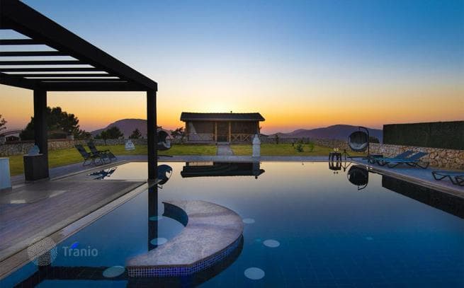 5-Bedroom Luxury Villa with Heated Pool in Turkey
