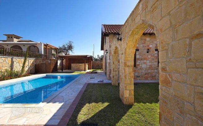 3-Bedroom Bungalow with Private Pool in a Green Area