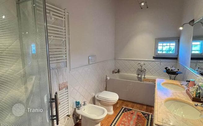 5-комнатная вилла 470 м² в Баньо-а-Риполи, Италия, фото 2