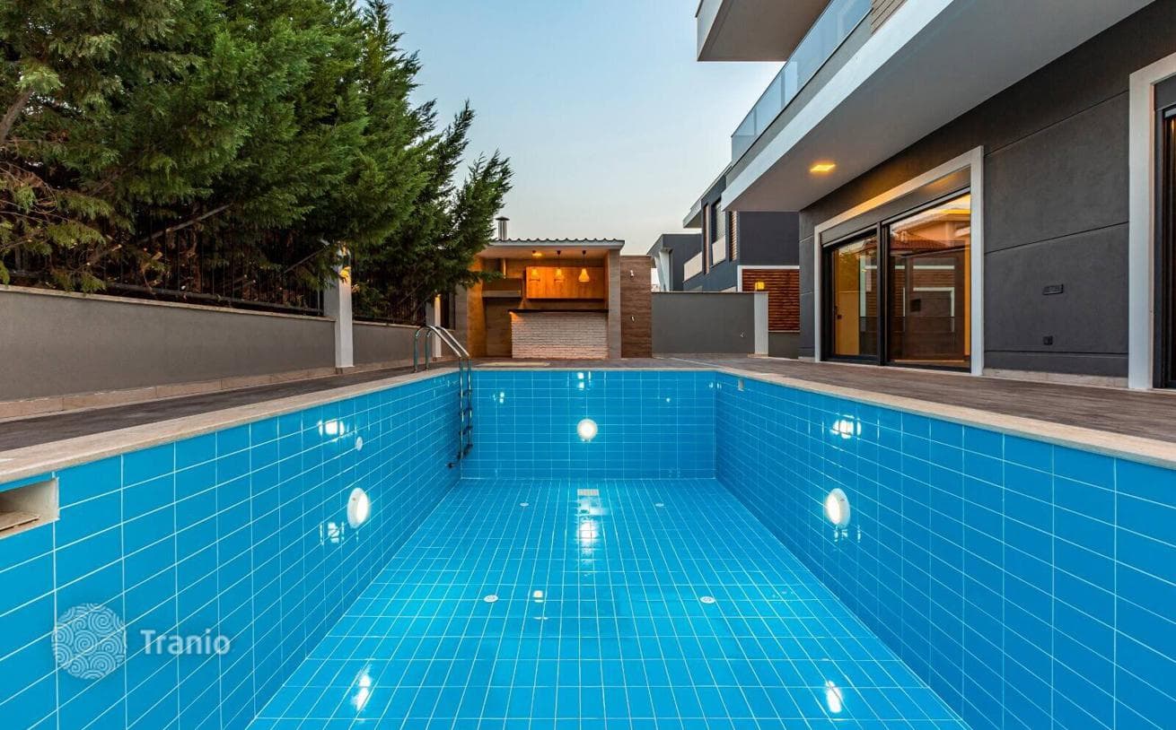 5-Bedroom Luxury Villa with Forest View in Dosemealti, Antalya