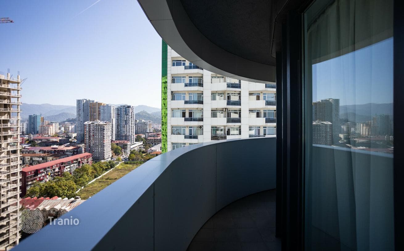1-Bedroom Apartment on the Beachfront in Batumi, photo 4