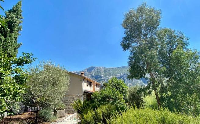 3-Bedroom Stone Villa with Mediterranean Garden in Prcanj, Montenegro, photo 5