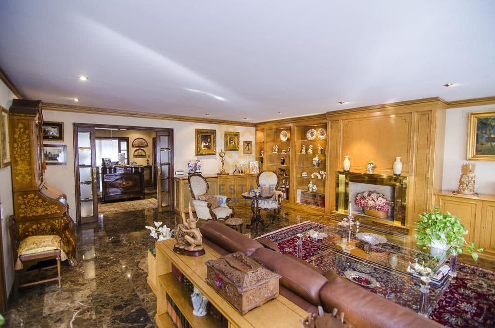 Квартира в Барселоне, Испания, 279 м², фото 3