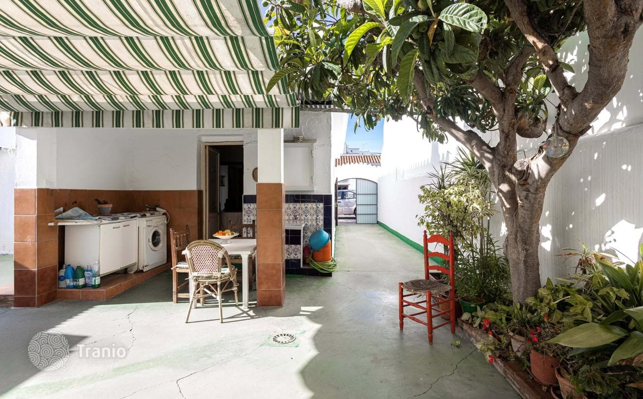 Дом на продажу в старом городе Estepona, Málaga