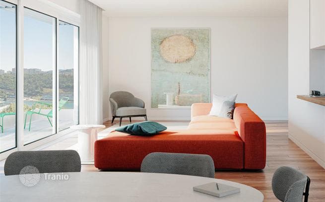 2-Bedroom Apartment with Gym in Porto, photo 2