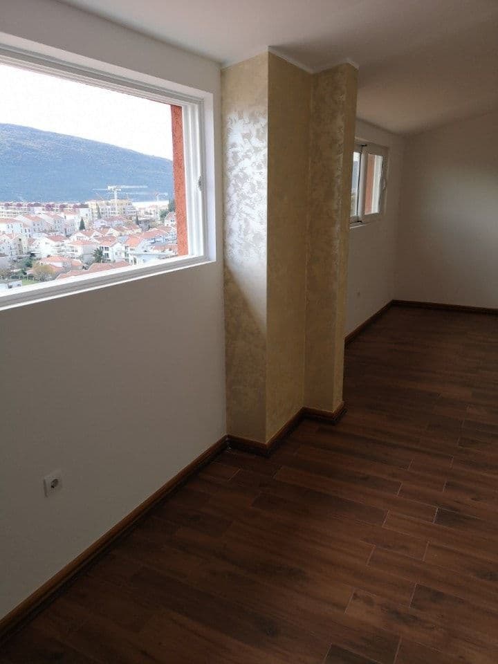 Квартира в Херцег-Нови, Черногория, 122 м², фото 5