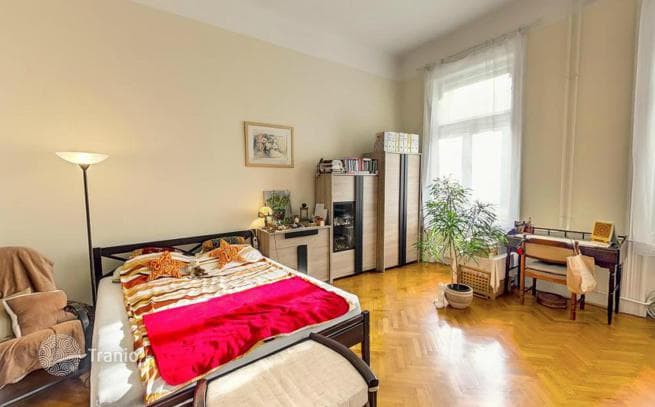 4-комнатная квартира 109 м² в Районе VII (Эржебетвароше), Венгрия, фото 2