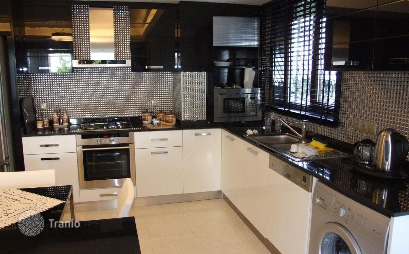 1-Bedroom Apartment in Kemer, Turkey, photo 5