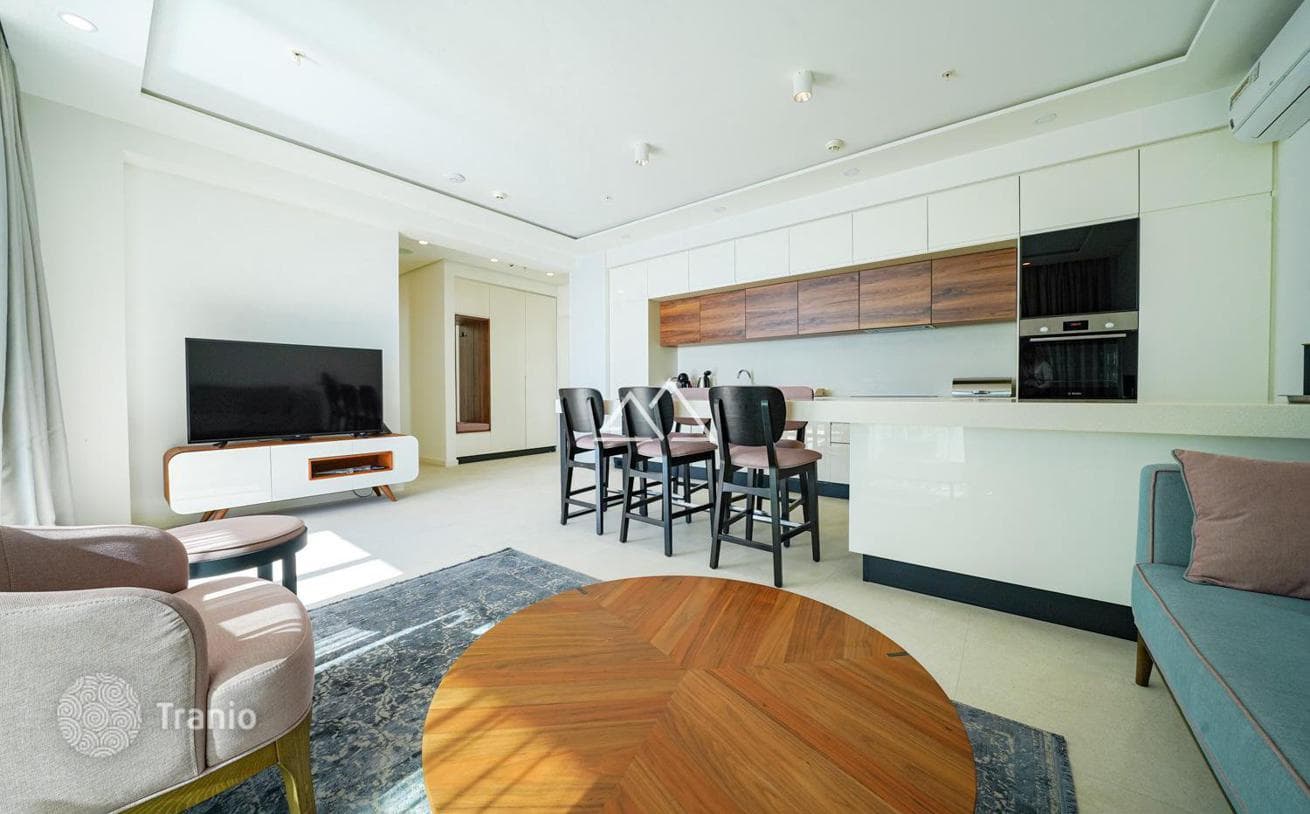 2-Bedroom Beachfront Apartment with Panoramic Sea View in Becici, photo 3