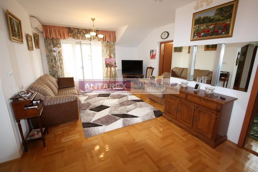 Апартаменты в Херцег-Нови, Черногория, 102 м², фото 2
