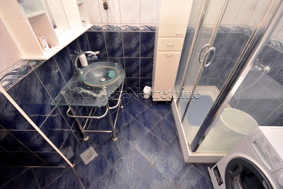 Квартира в Херцег-Нови, Черногория, 77 м², фото 5