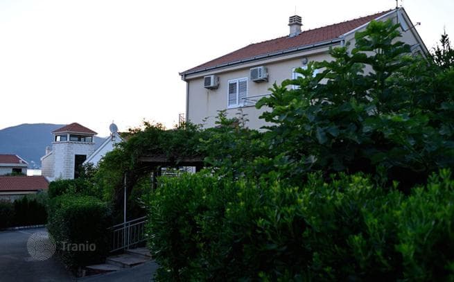 3-Bedroom Villa with Sea View in Krasici, Kotor, photo 5