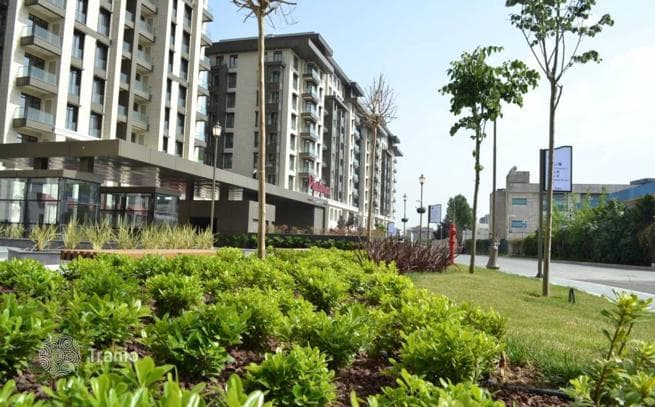 Comfortable Apartment in Residential Complex with Basketball Court, Istanbul