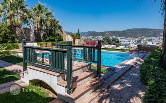 5-Bedroom Villa with Sea and Castle Views in Bodrum, photo 4
